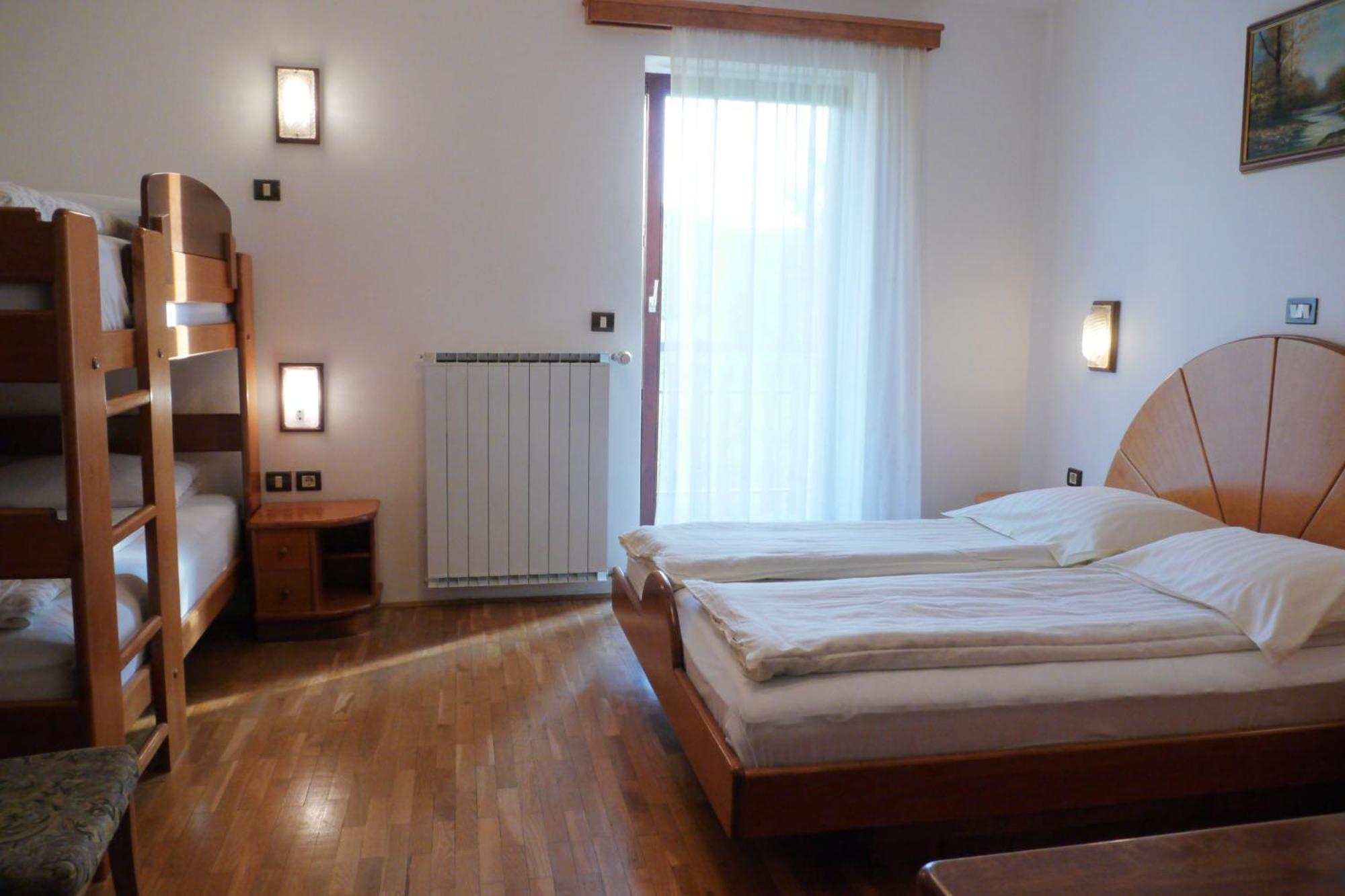 Hotel Ekoturizem Hudicevec Postojna Pokoj fotografie