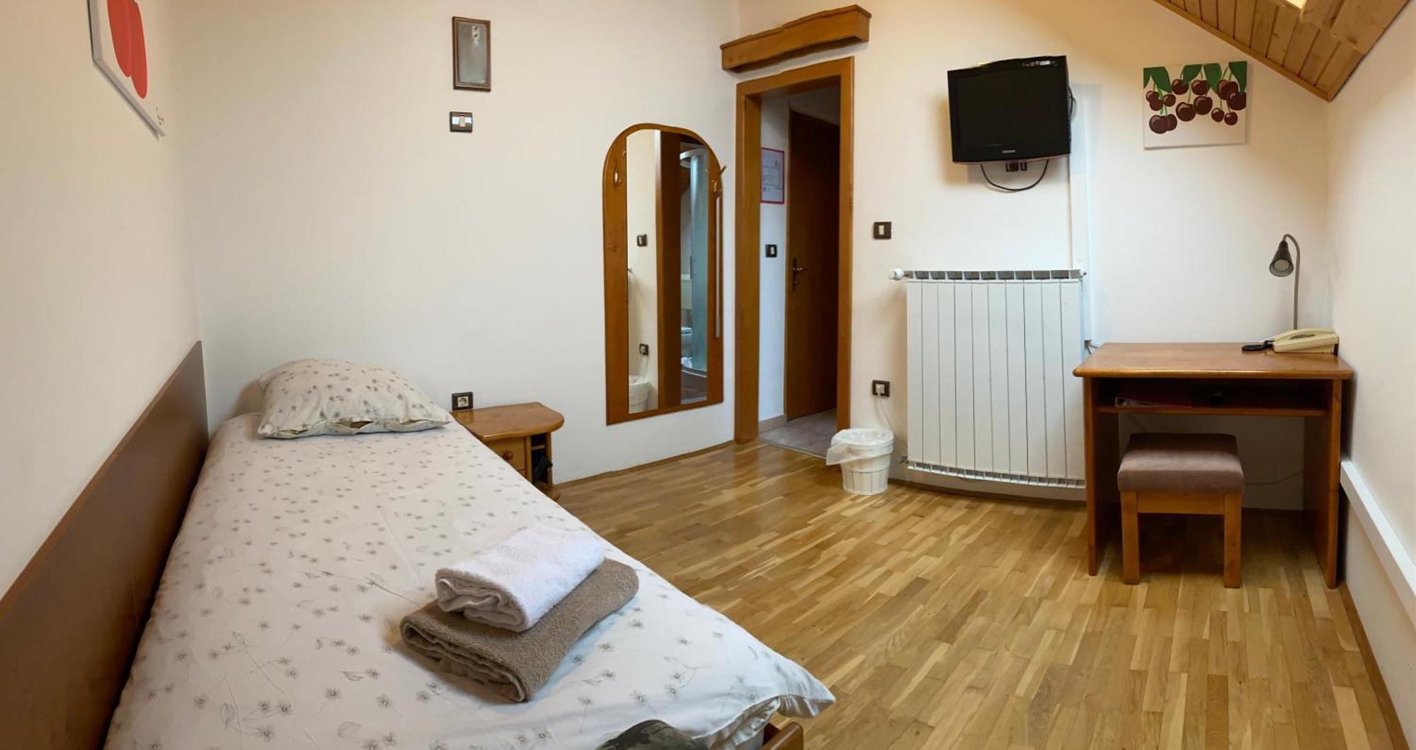 Hotel Ekoturizem Hudicevec Postojna Pokoj fotografie