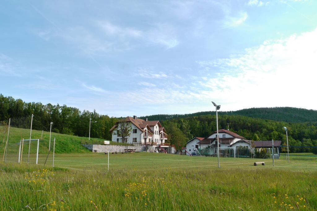 Hotel Ekoturizem Hudicevec Postojna Exteriér fotografie